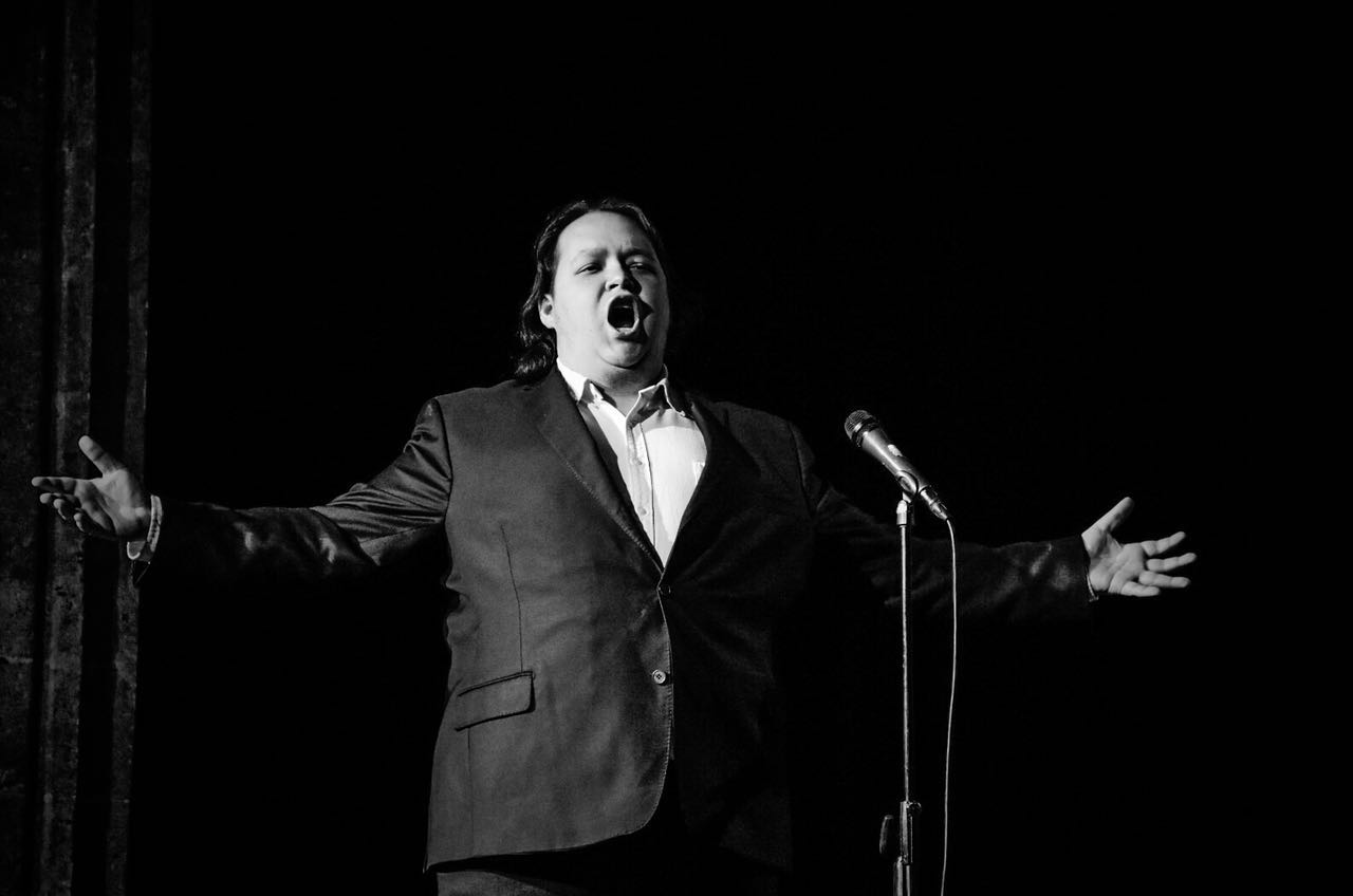 Raúl Alcocer · stage performance
